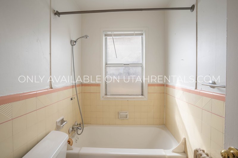 Charming 1-Bed/1-Bath Apartment in Provo property image