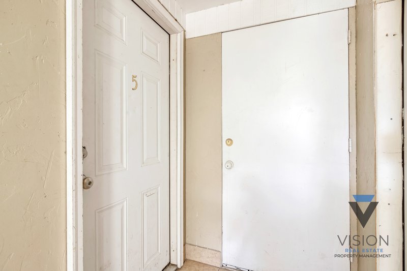 PET FRIENDLY UPSTAIRS UNIT FOR RENT property image