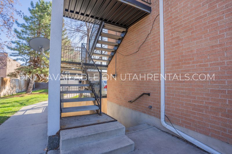 2 Bed 1 Bath Condo in Provo property image