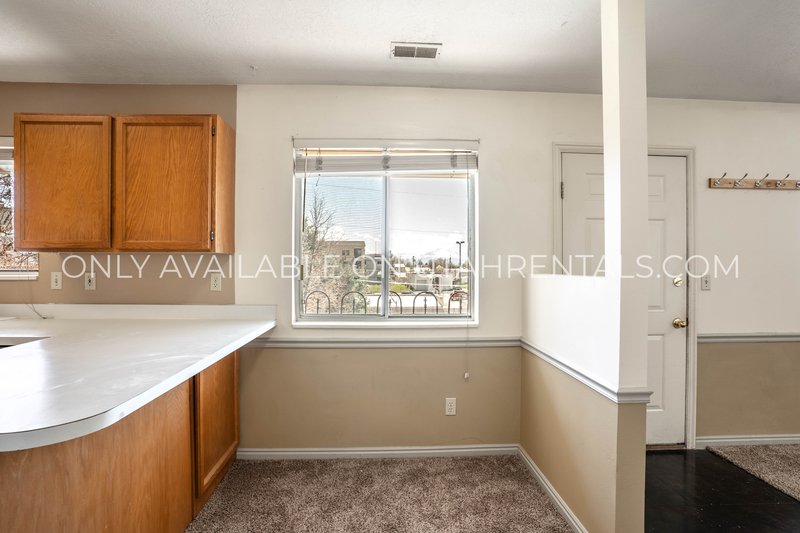 2 Bed 1 Bath Condo in Provo property image