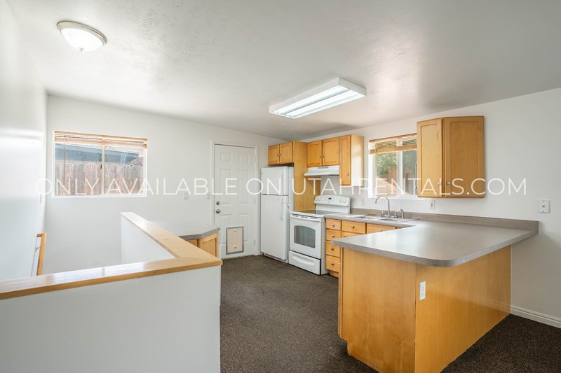 Spacious Home with Large Yard & 2-Car Garage property image