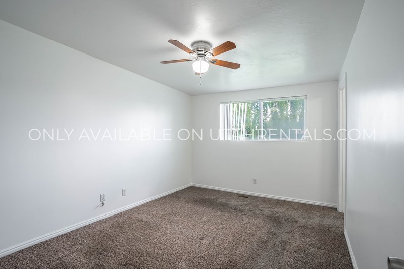 Spacious Home with Large Yard & 2-Car Garage property image