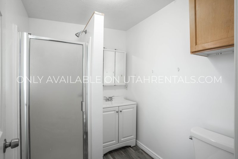 Spacious Home with Large Yard & 2-Car Garage property image