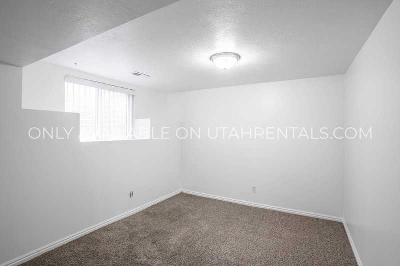 Spacious Home with Large Yard & 2-Car Garage property image